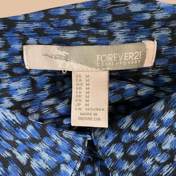 Navy - Abstract Animal Print - Collared Shirt Dress - Picture 4 of 8